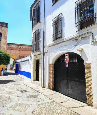 Edificio en el que se encuentra el apartamento