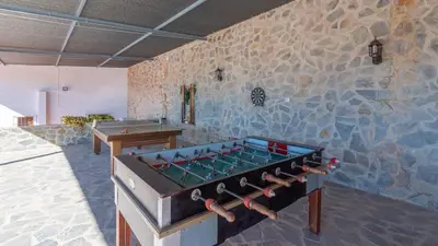 Mesa de billar en La Antigua Fábrica Teba by Ruralidays