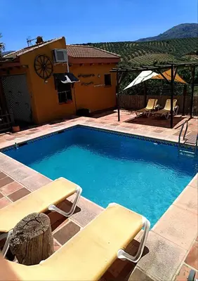 Piscina en o cerca de Cortijo Petra