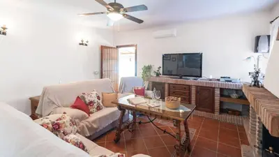 Una televisión o centro de entretenimiento en Tere 2 Antequera - La Higuera by Ruralidays
