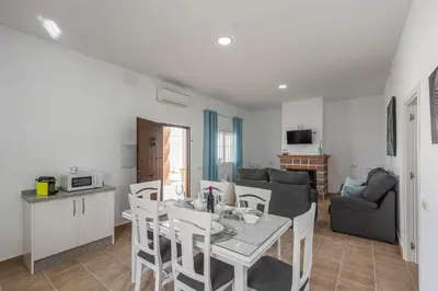 Una cocina o zona de cocina en Casa Rural María – Lantejuela