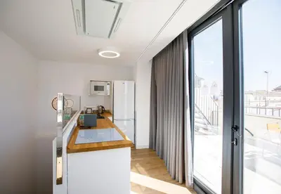 Una cocina o zona de cocina en Cardenal Cervantes V