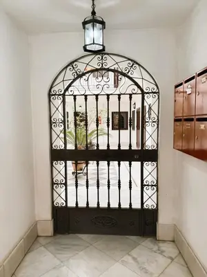 Plano de Apartamento tranquilo en barrio bohemio