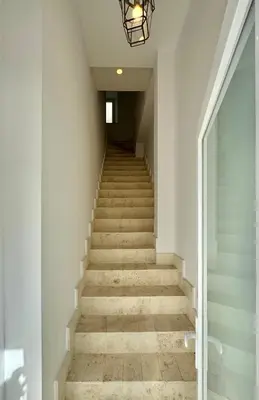 Plano de Apartamento dúplex con piscina privada en terraza