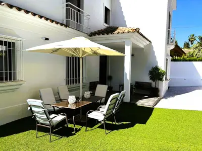 Un patio o zona al aire libre en LA IBICENCA CORDOBA