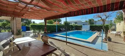 Piscina en o cerca de Casa Venus - con jardín y piscina