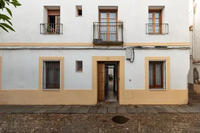 Edificio en el que se encuentra el apartamento