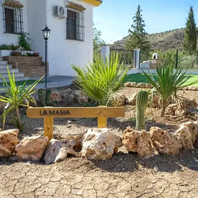 La Masía casa rural junto al río