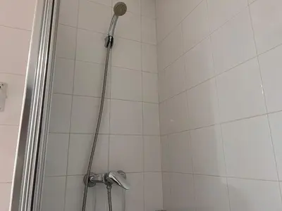 Un baño de Apartamento con excelente ubicación y terraza privada