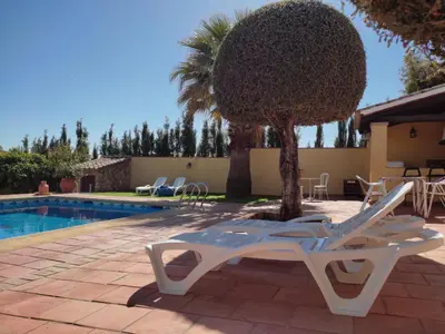 Piscina en o cerca de Casa Maleda