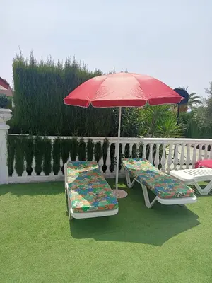 Jardín al aire libre en El rincón de Dory