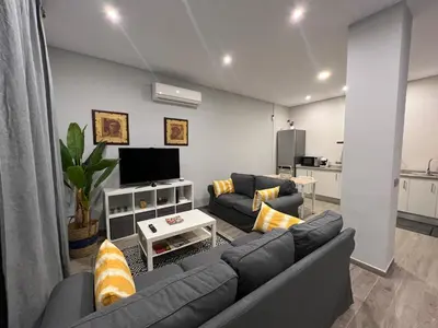 Una televisión o centro de entretenimiento en Azahar Macarena
