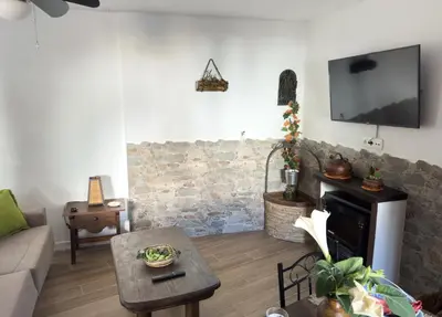 Una televisión o centro de entretenimiento en Casita zamudio