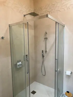 Un baño de La Muralla de San Fernando de Córdoba
