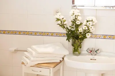 Un baño de COZY APARTMENT IN THE CENTER OF SEVILLE
