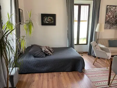 Plano de Artistic and spacious apartment
