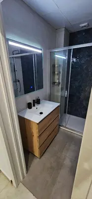 Un baño de Apto Lux Sevilla