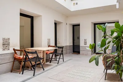 Un balcón o terraza de Dúplex el patio en centro de Sevilla
