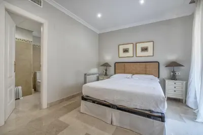 Cama o camas de una habitación en Apartamento Los Tilos & Parking & Piscina