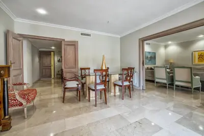 Zona de estar de Apartamento Los Tilos & Parking & Piscina