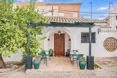 Edificio en el que se encuentra la casa o chalet