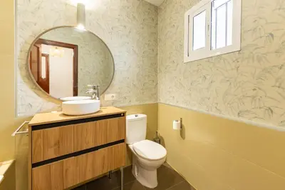 Un baño de Santa Catalina centra suite by Valcambre