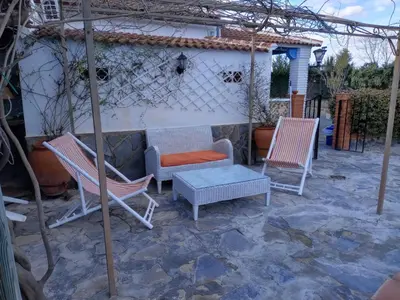 Un patio o zona al aire libre en Casa Rural Tazgona