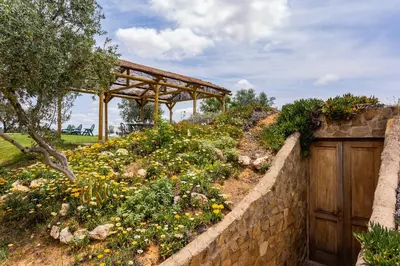 Jardín al aire libre en Casa Rural Finca Las Picazas