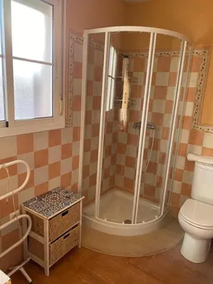 Un baño de Familia Anfitriona acoge terraza