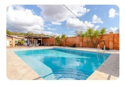 Piscina en o cerca de Huerta Alegría