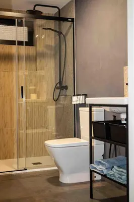 Un baño de Sevilla Industrial Flat