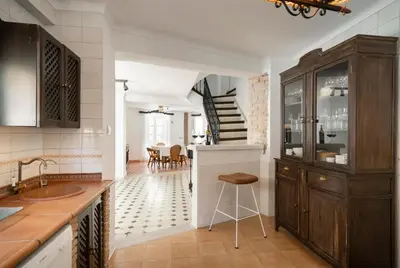 Una cocina o zona de cocina en Balcón a la Sierra - Gran Casa con Terraza y Hermosas Vistas a la Sierra