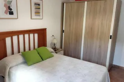 Cama o camas de una habitación en Apartamento Beatas Parking Gratis Centro Histórico