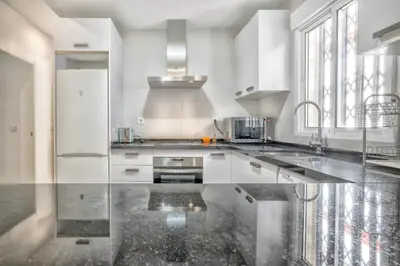 Una cocina o zona de cocina en Apartamento Andalusí & Parking Incluido & Casco Histórico
