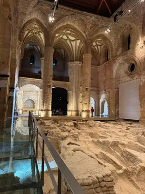Piscina en o cerca de Alcalá zona Centro