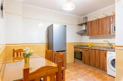 Una cocina o zona de cocina en CASA ANGELITA Caminito del Rey, Apartamento con cocina en el centro de Andalucía