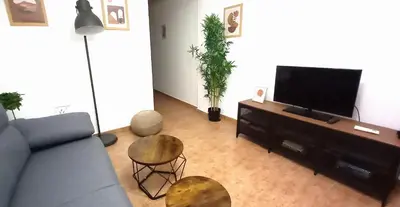 Una televisión o centro de entretenimiento en Céntrico apartamento en Córdoba by beBalmy