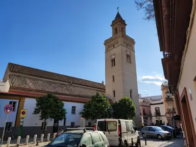 Plano de EN CÁ TITO. Luminoso y céntrico. Sevilla auténtica