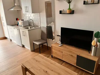 Una cocina o zona de cocina en Apartamentos El PELIGRO 3 LA CUEVA