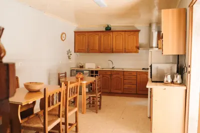 Una cocina o zona de cocina en Casa Rural El Capricho de Flor