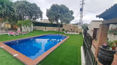 Piscina en o cerca de Casa Albarracín