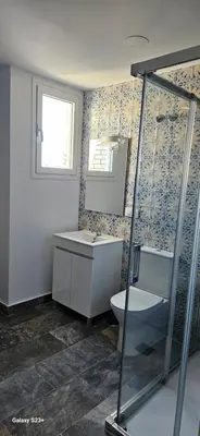 Un baño de HOSTAL NERVION