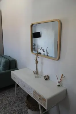 Una televisión o centro de entretenimiento en Honey Studio