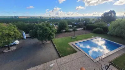Piscina en o cerca de Los Candiles