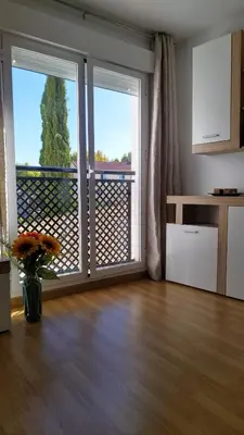 Una cocina o zona de cocina en Apartamento Fuente del Genil.