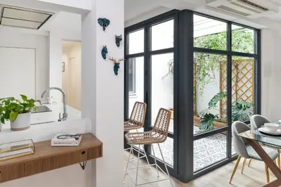 Zona de estar de San Esteban apartment by TheGoodTourist