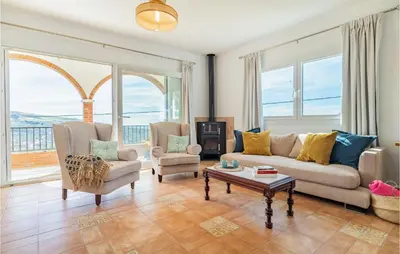 Zona de estar de 4 Bedroom Beautiful Home In Periana