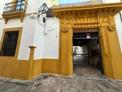 Fachada o entrada de DS Realejo-Casco Histórico con aparcamiento