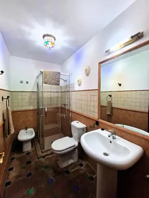 Un baño de DS Realejo-Casco Histórico con aparcamiento