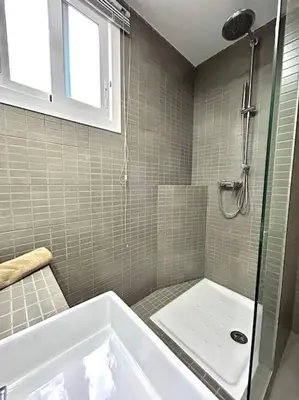 Un baño de Hispalis San Román